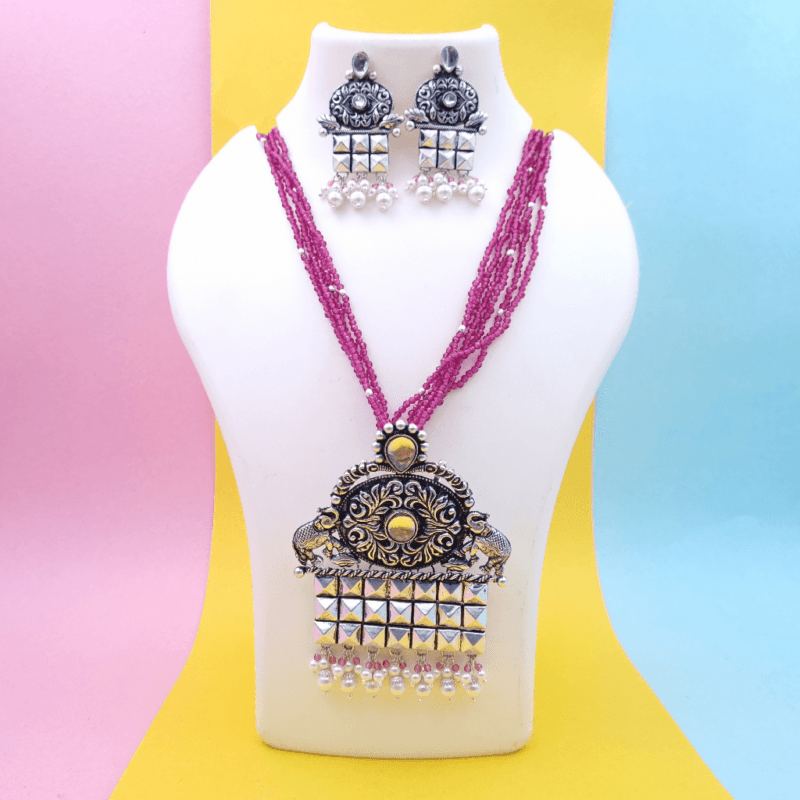 Elephanta Antique Necklace Set
